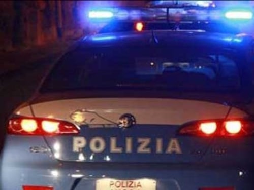 "Picchiati con bottiglie e caschi fuori dal pub", la denuncia choc su Facebook
