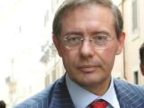 Urso: "Usare le risorse ritrovate per aiutare le Pmi manifatturiere"