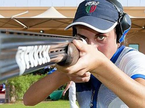 Jessica Rossi sul tetto del mondo