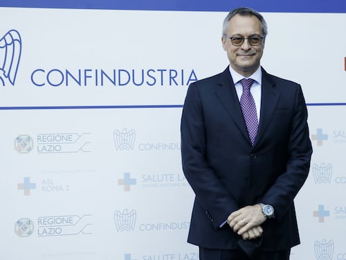 "Ripresa robusta", l’Italia corre con una forte ripartenza. Ma c'è il rischio frenata per i contagi