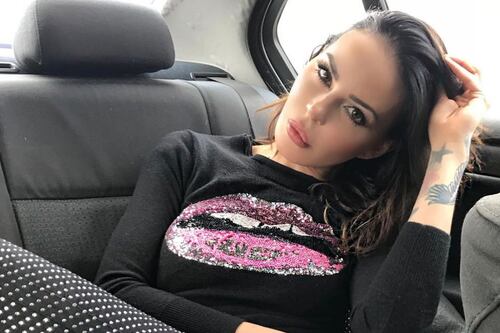 Il dolore di Nina Moric: "Mio figlio Carlos non mi vuole più vedere"