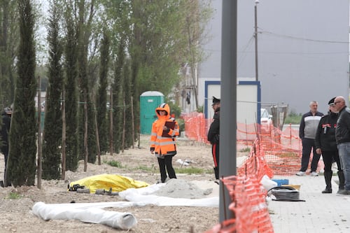 Puglia, duplice tragedia per il forte vento. Morti una 12enne e un operaio