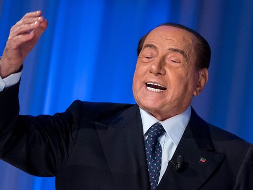 La furia di Berlusconi verso i malpancisti. Chi va in altri partiti è un coglione