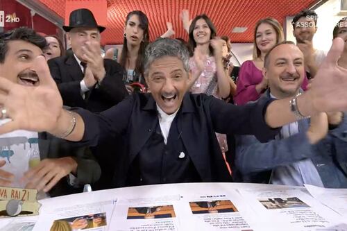 Viva Rai2, Fiorello si candida per guidare la Rai: “Senza politica è finita”