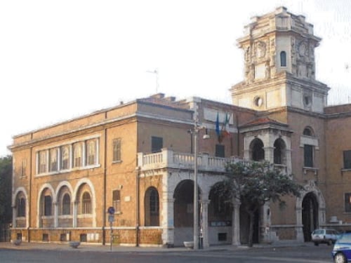 Ostia si fa "commissariare". Spiagge, territorio, salute: deleghe al Comune
