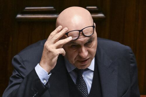 Guido Crosetto alla Camera: "La guerra una follia che ha preso il mondo"