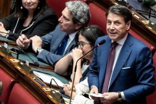 Il sogno di Giuseppi è l'incubo degli italiani. Conte punta a Palazzo Chigi