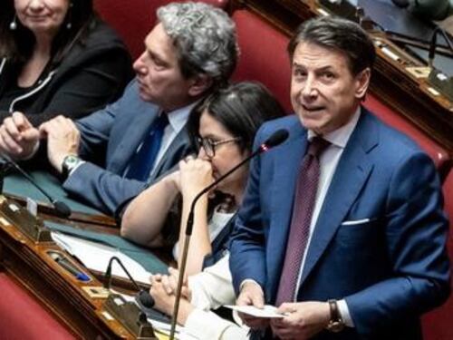 Il sogno di Giuseppi è l'incubo degli italiani. Conte punta a Palazzo Chigi