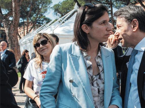 Il giro d'Italia del campo largo parte dopo Pasqua: Conte sfianca Schlein