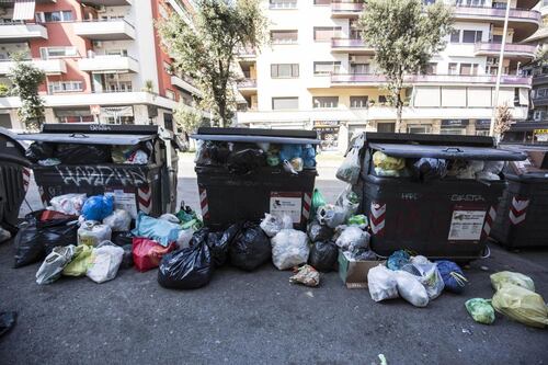 Caos Tari a Roma, bollettini sbagliati: Ama accoglie il 70% dei ricorsi