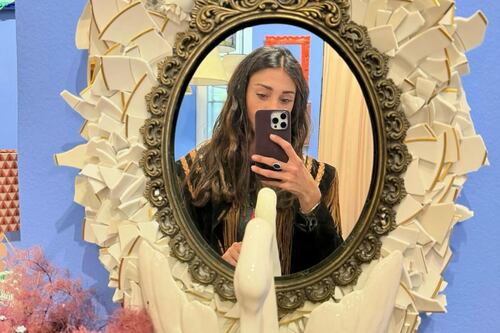 Belen, "da quando si può?": il dettaglio nella foto che fa infuriare tutti