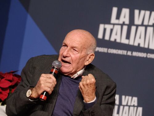 Venezuela, pure Bertinotti bacchetta Maduro: "Burocrate autoritario, Chavez era la speranza"