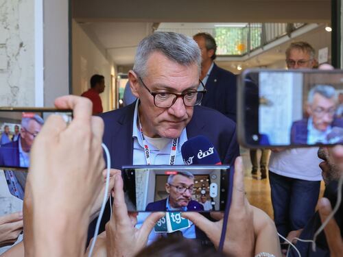 Cgil, doppia morale di Landini: "Portavoce cacciato? No, riorganizzazione"