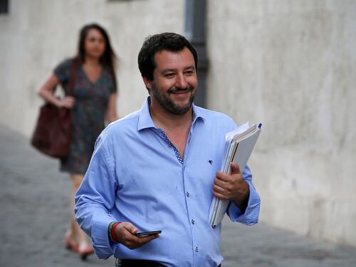 Salvini col Tempo: "Censimento rom"