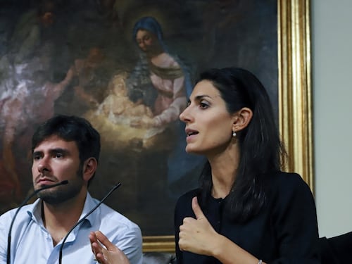Terremoto nel M5S. Beppe Grillo manda in pensione Giuseppe Conte e rispolvera il duo Raggi-Di Battista