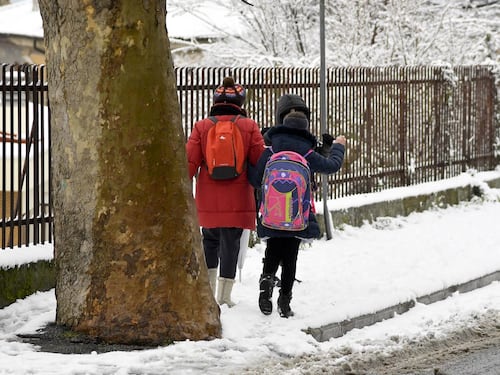 Allerta neve, la Raggi firma l'ordinanza: scuole chiuse a Roma