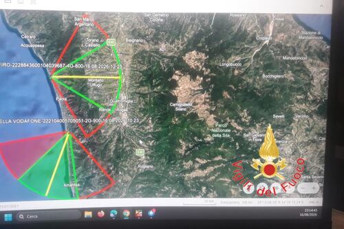 Cosenza, scomparso ultraleggero con due persone a bordo. Ricerche in corso