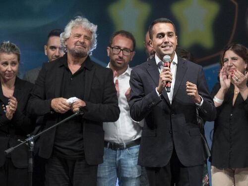M5S incorona Di Maio tra le polemicheGrillo: primarie regolari. E fa pace con Fico