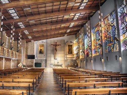 La Commissione Ue si intromette pure tra lo Stato e la Chiesa: da recuperare l’Ici non versata