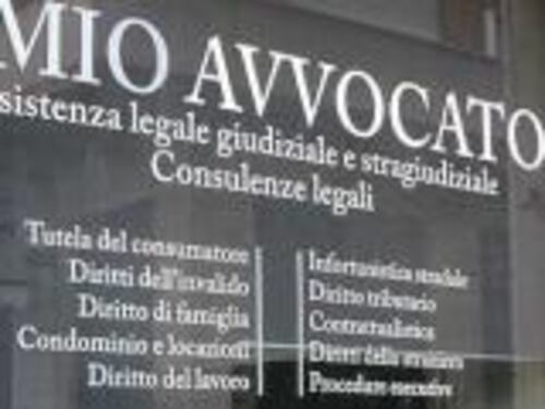 Basta cause infondate in Tribunale con il nuovo "avvocato di strada"