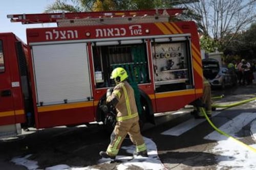 Israele, Teheran colpisce i depositi di carburante per i voli militari all'aeroporto di Tel Aviv