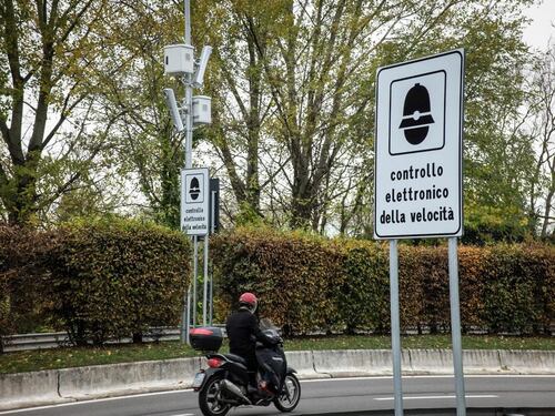Autovelox, salta la multa se è a meno di 1 Km dal cartello con il limite di velocità