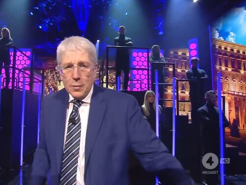 Fuori dal coro, l'attacco di Mario Giordano: "Neanche dipinto"