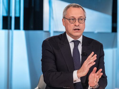 Governo, Confindustria: "Valuteremo nel merito". E Bonomi detta le priorità