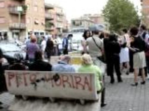 I residenti: "Ridateci il commissariato"
