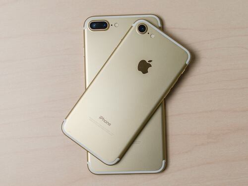 L’iPhone del decennale avrà uno schermo maxi