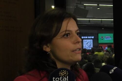 Ilaria Salis, il video surreale: "Felice per Trentini" ma sta con Maduro