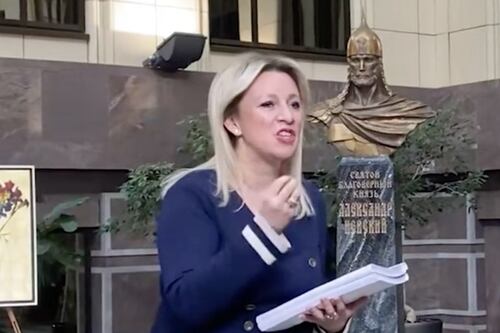 Russia, altri attacchi a Mattarella e Zakharova canta "Bella ciao"