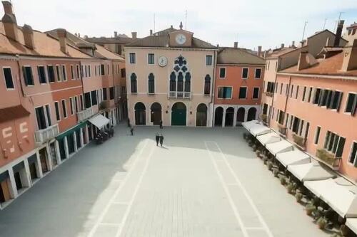 "Dopo Zaia scrivi Zaia": la nuova campagna del "doge". Un viaggio con "leoncino" nelle sette province venete