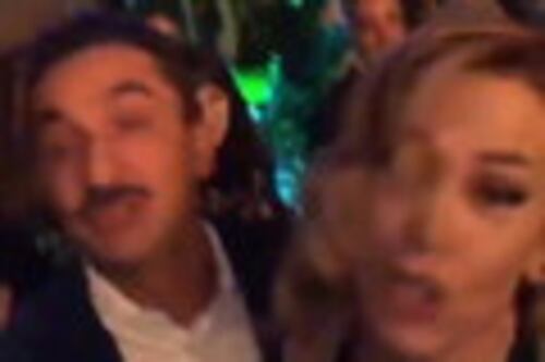 Barbara D'Urso e Nicola Savino scatenati al matrimonio di Cracco