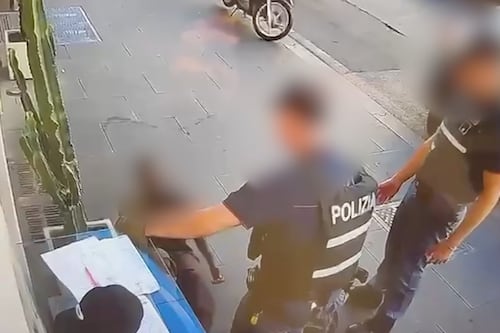 Roma, due poliziotti feriti durante un arresto. Ma l'aggressore viene subito rimesso in libertà