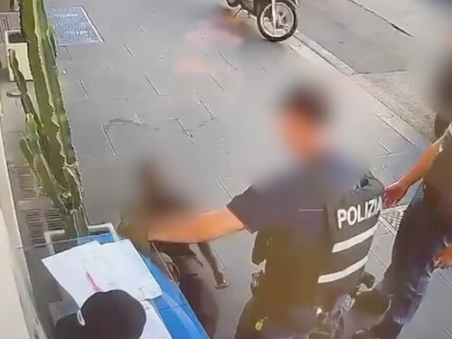 Roma, due poliziotti feriti durante un arresto. Ma l'aggressore viene subito rimesso in libertà