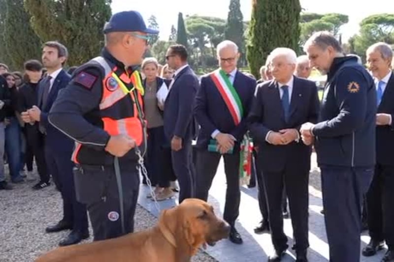 Mattarella al villaggio della Protezione civile a Villa Borghese