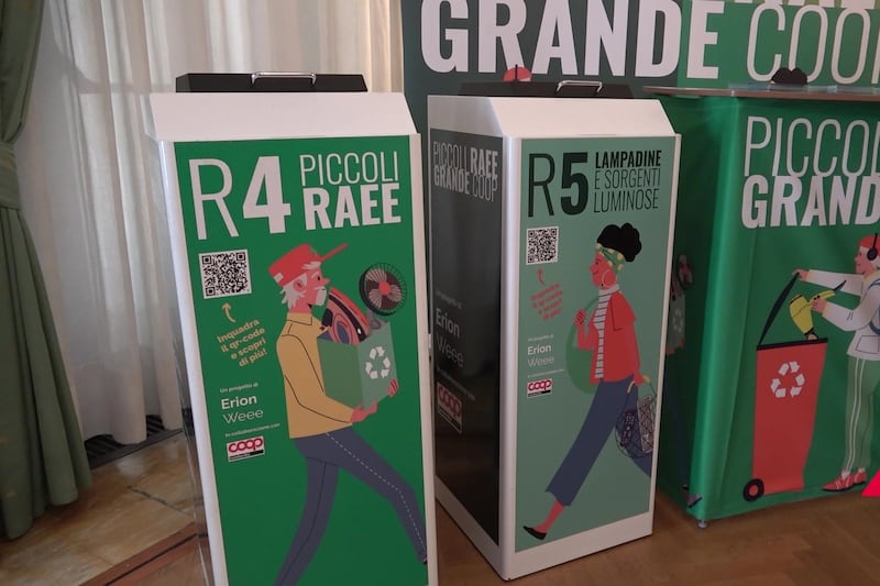 Riciclo Piccoli RAEE, Italia ferma al 17%. Per Erion WEEE bisogna spingere sulla prossimità
