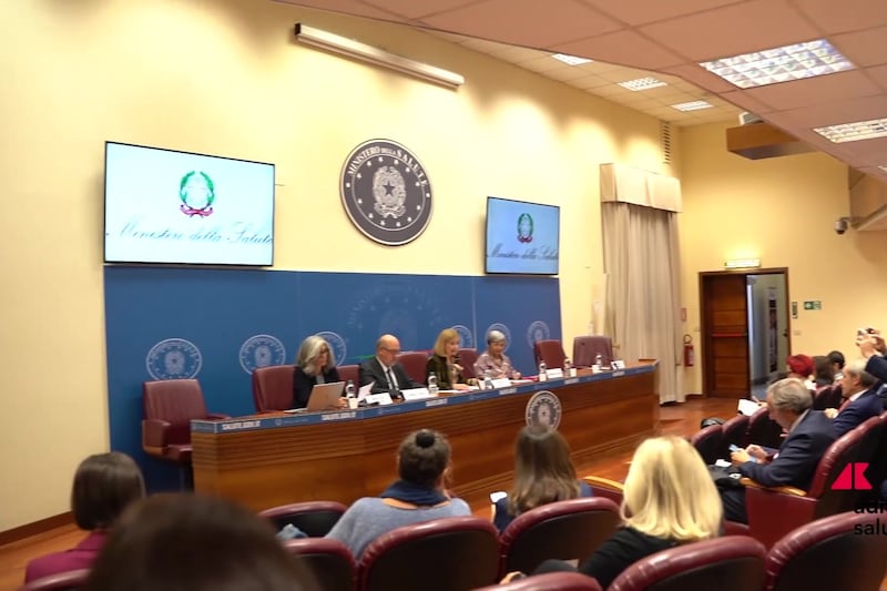 Malattie reumatologiche, progressi nelle cure ma restano disuguaglianze e bisogni insoddisfatti