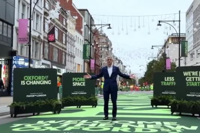 Sindaco Londra inaugura Oxford Street pedonalizzata: "Giorno storico"