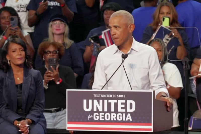 Midterm, Obama attacca Trump: "Due anni di caos, ora basta"